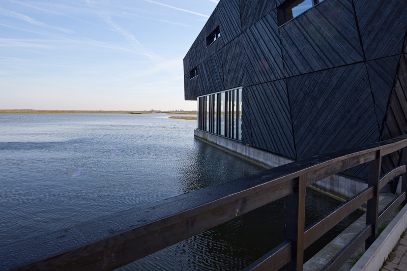 Naturzentrum Oostvaarders (Architektur: Drost + Van Veen 2008)